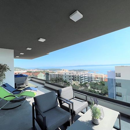 Lux Penthouse Panoramic View With Jacuzzi Daire Makarska Dış mekan fotoğraf