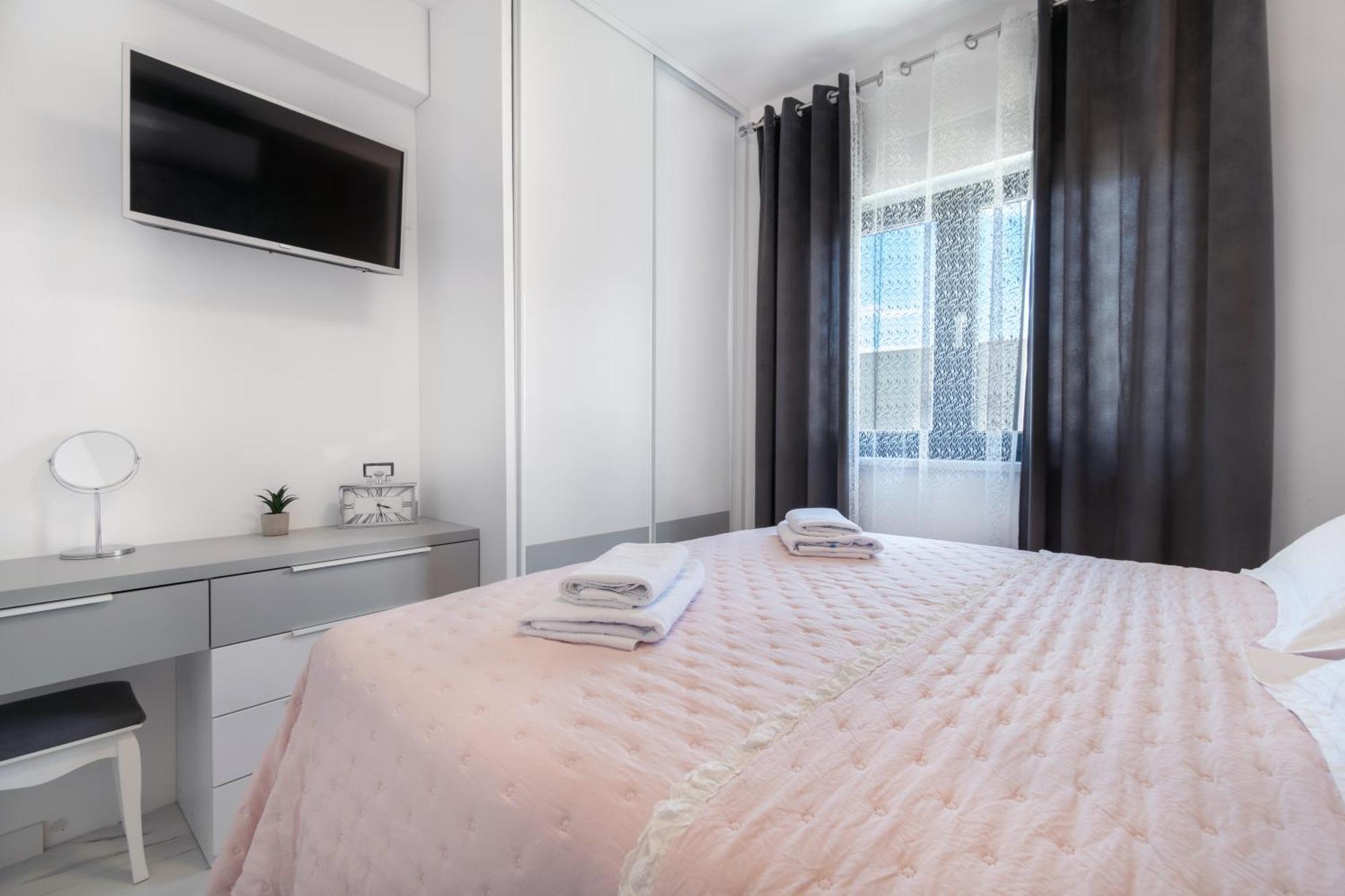 Lux Penthouse Panoramic View With Jacuzzi Daire Makarska Dış mekan fotoğraf